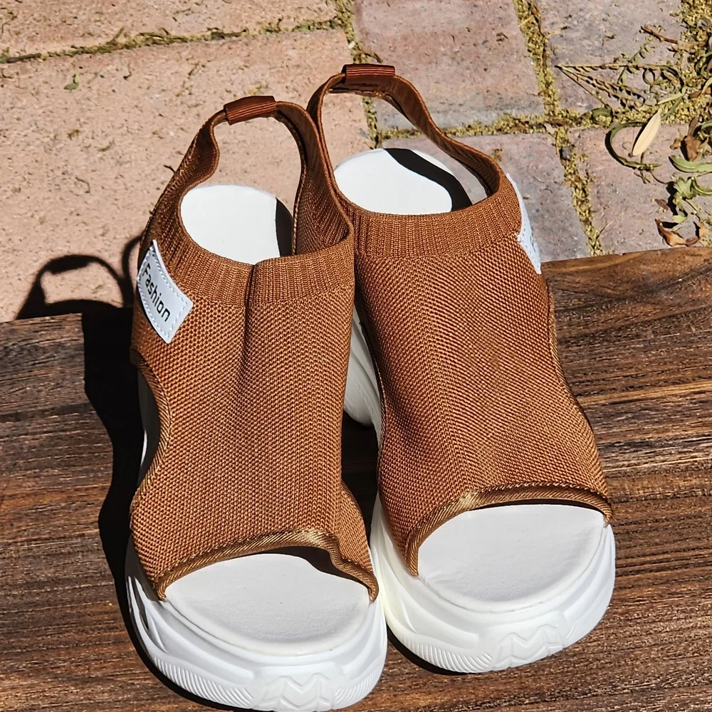 Women's Tan Knit Platform Wedge Sandals - Chunky White Sole Open Toe - Size 9.5